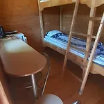 Stanica Pod Zadzierna Letniskowe * 卢巴夫卡