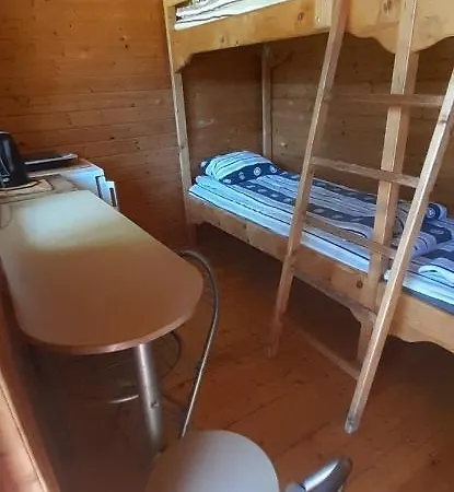 Stanica Pod Zadzierną Letniskowe * Lubawka