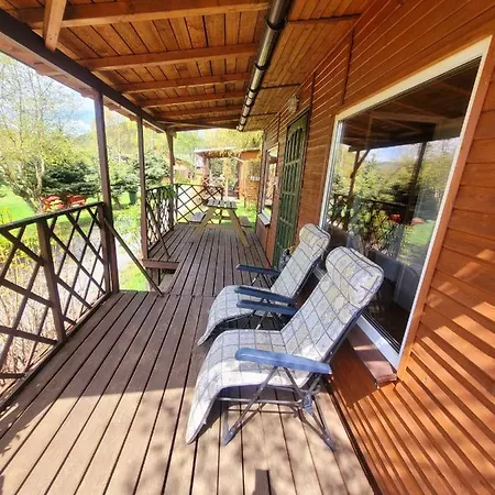 Stanica Pod Zadzierna Letniskowe *