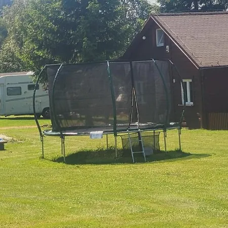 Stanica Pod Zadzierną Letniskowe Kemping *