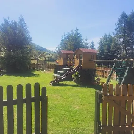 Stanica Pod Zadzierna Letniskowe * Lubawka