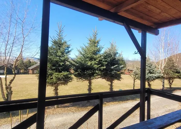 Stanica Pod Zadzierna Letniskowe * لوبافكا