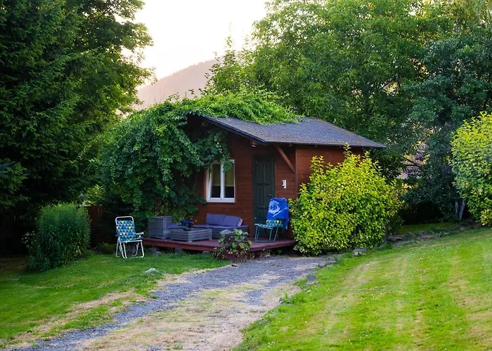 Stanica Pod Zadzierna Letniskowe مكان تخييم لوبافكا